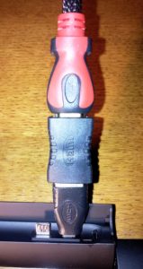 Abbildung 4: Für eine stabile HDMI-Verbindung empfiehlt es sich, den Pi nicht direkt auf den HDMI-Adapter aufzustecken.