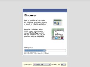Abbildung 4: Während der Installation informiert Sie eine Slideshow über Tipps und Tricks rund um NOOBS.