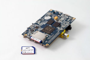 Abbildung 1: Auf den ersten Blick sieht der Banana&nbsp;Pi dem Raspberry&nbsp;Pi zum Verwechseln ähnlich.