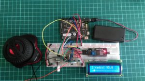 Abbildung 5: Ein Arduino-Radio mit einem EEPROM als Speicher für die Senderauswahl.