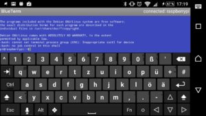 Abbildung 5: Mit der Android-App Blueterm lässt sich der RasPi kabellos, aber ohne Netzwerk bedienen.