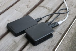 Abbildung 1: Den TVButler schließen Sie wie einen USB-Stick an den RasPi an. Er bringt einen DVB-T/T2- sowie einen DVB-C-Tuner mit.