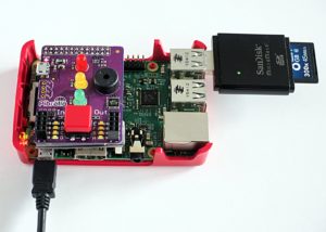 Abbildung 1: Der Fototank auf Basis des Raspberry Pi 3 beim Kopieren.