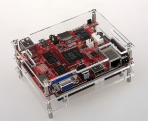 Abbildung 1: Ein zusammengebautes Cubieboard&nbsp;3 im Auslieferungszustand.