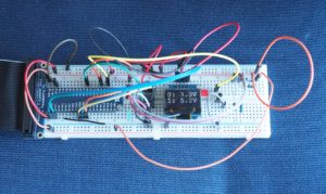 Abbildung 4: Um alle Komponenten auf ihre Funktion zu pr&uuml;fen, gilt es zun&auml;chst, die Schaltung auf einem Breadboard nachzubauen.