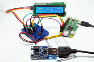 Abbildung 2: Der Testaufbau mit Sensor und Display.
