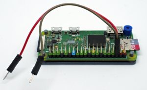 Abbildung 1: Zum Ausprobieren gen&uuml;gt es, anstelle eines Buttons zwei Kabel an <span class="ui-element">GPIO3</span> und <span class="ui-element">GND</span> anzuschlie&szlig;en.