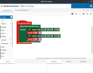 Abbildung 3: Die App ROBO Pro Coding erlaubt es, Kommandoblöcke beliebig zu kombinieren.