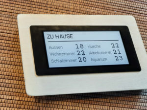 Abbildung 1: Ein schlankes, mobiles Info-Display findet überall Platz und arbeitet zudem ressourcenschonend.