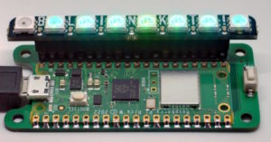 Abbildung 3: Die Pico Zero Base mit dem Blinkt-HAT von Pimoroni.