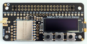 Abbildung 1: Das gut ausgestattete LoRa Radio Bonnet with OLED stammt ebenfalls von Adafruit.