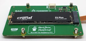 Abbildung 4: Der HatDrive! Bottom sitzt wie das Pimoroni-Pendant unterhalb des RasPi.